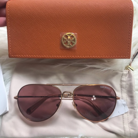 Tory Burch Accessories - Tory Burch Aviator Sunglasses